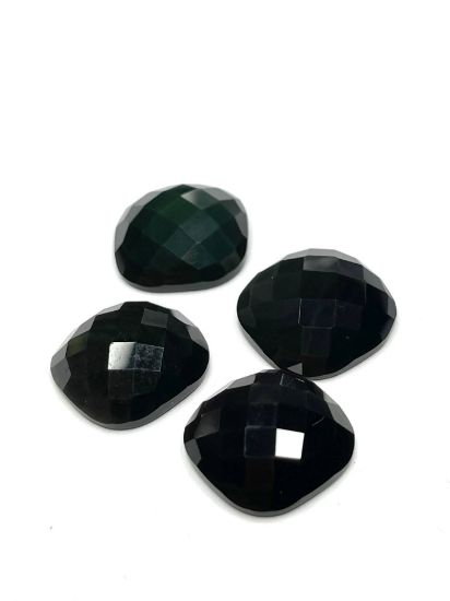 Picture of Cabochon Onyx (Imitation) Faceted Square 15mm x1 