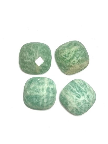 Picture of Cabochon Amazonite Faceted Square 15mm x1