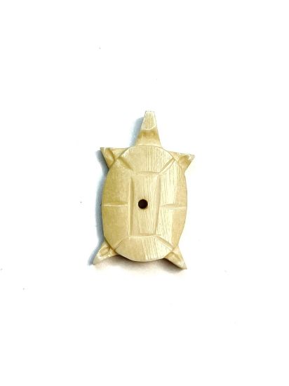 Picture of Bone Bead Turtle 28x18mm White x1