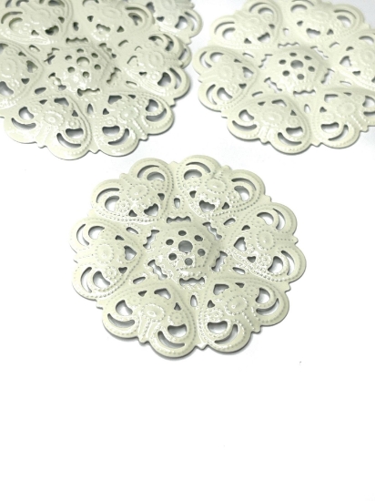 Picture of Filigree Metal round pendant 40mm White x1 