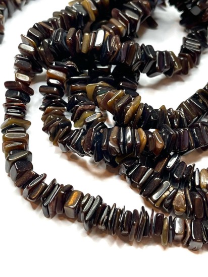 Изображение Penshell Beads Square Cut 6-8mm Dark Brown x38cm