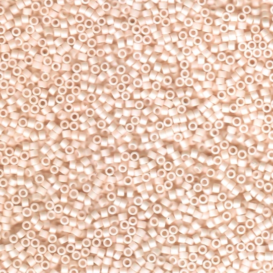 Picture of Miyuki Delica 11/0 DB1520 Mat Opaque Bisque White AB x10g