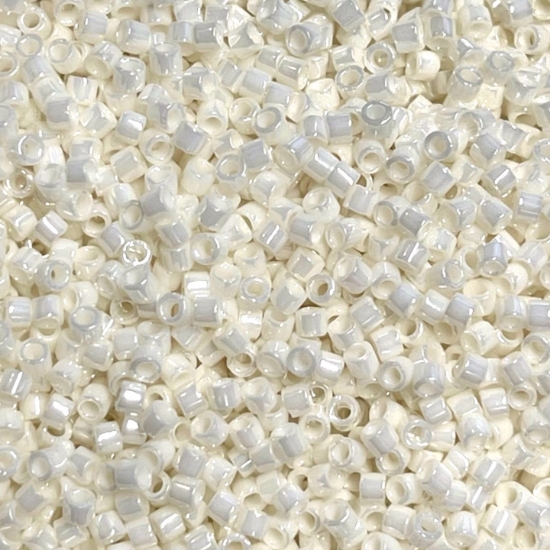 Picture of Miyuki Delica 11/0 DB203 Ceylon Light Yellow x10g
