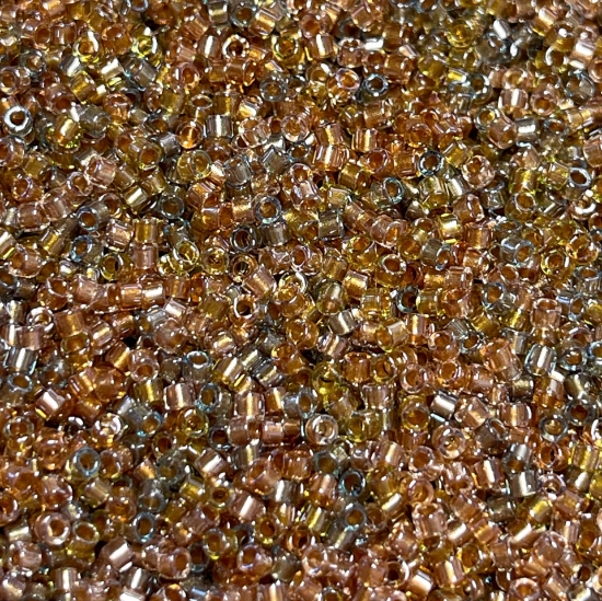 Picture of Miyuki Delica 11/0 DB981 Lined Metallic Mix x10g