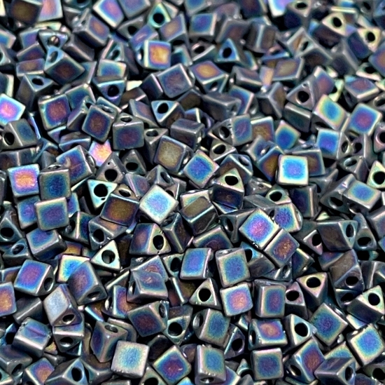 Picture of Miyuki Sharp Triangle 8/0 401FR Mat Black AB x10g