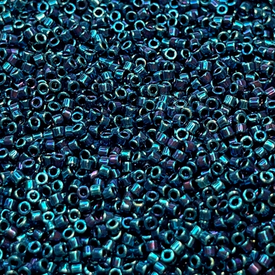 Picture of Miyuki Delica 11/0 DB25 Metallic Blue Iris x5g