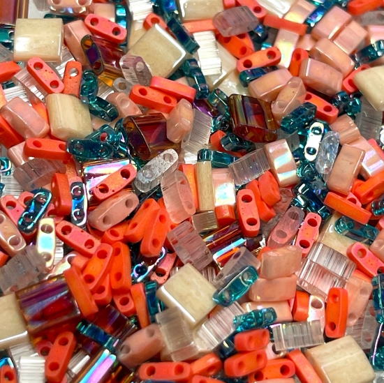 Picture of Miyuki Tila Mix Assorted Sizes Island Hopper x5g