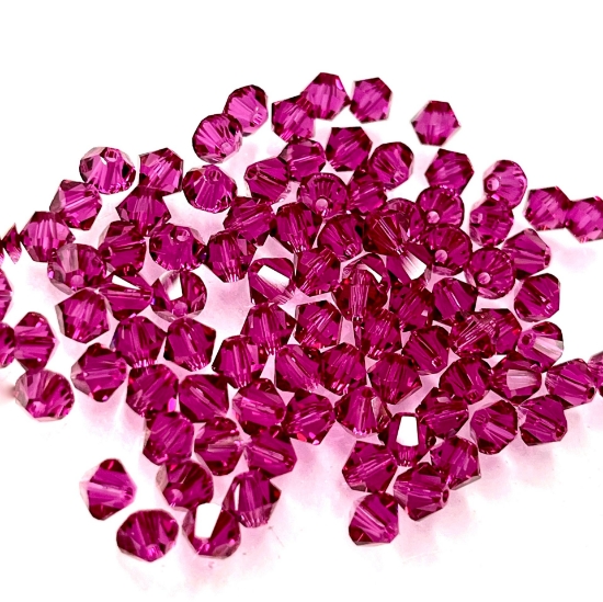 Picture of Swarovski 5328 Xilion Bead 4mm Fuchsia x100