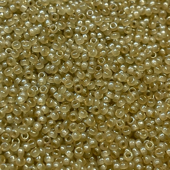 Picture of Miyuki Rocaille 15/0 2374 Celery Luster x10g