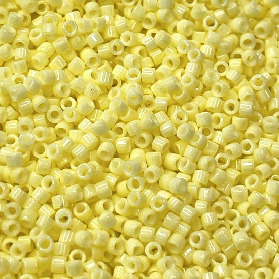 Picture of Miyuki Delica 11/0 DB2101 Duracoat Opaque Light Lemon Ice x10g