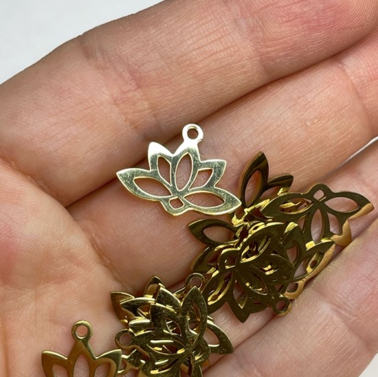 Afbeeldingen van Stainless Steel Pendant Hollow Lotus Flower 14x18.5x1mm 18kt Gold Plated x2