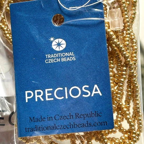 Picture of Czech Seed Beads 11/0 Gold Metallic x6 strands