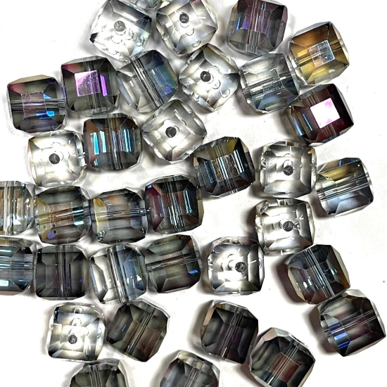 Picture of Glass Cube 10mm Purple Shade AB x10
