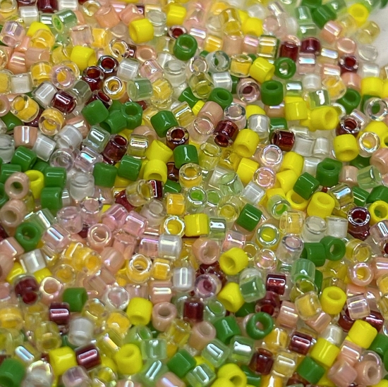 Picture of Miyuki Delica 10/0 Mix Pink Lemonade x10g