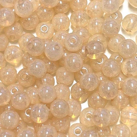 Picture of Round beads 4mm White Opal Champagne Luster x100