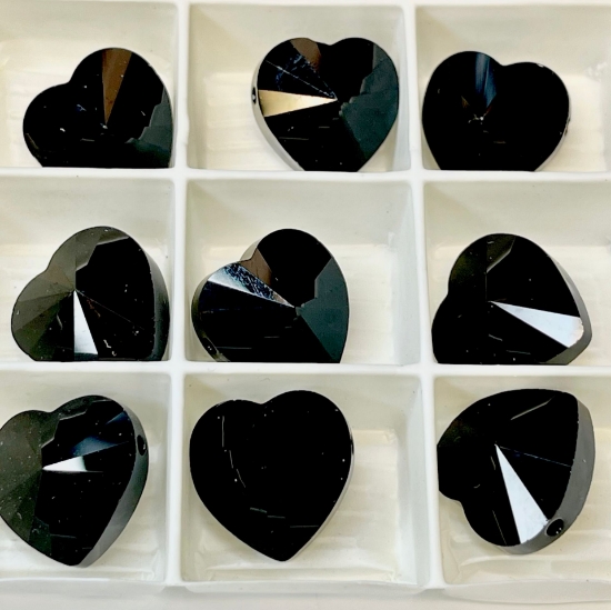 Picture of Swarovski 5742 Heart 14mm Jet x1