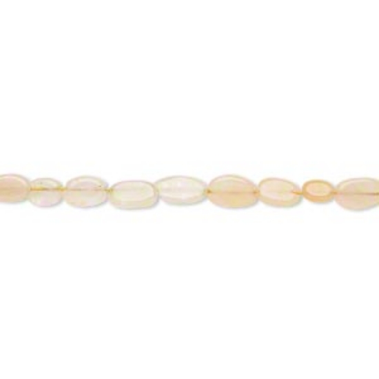Picture of Cream Quartz (natural) 7x6mm-14x9mm hand-cut flat oval x33cm