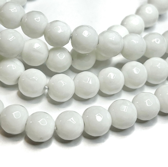 Picture of Malaysia "Jade" (dyed) 8mm faceted round White x38cm