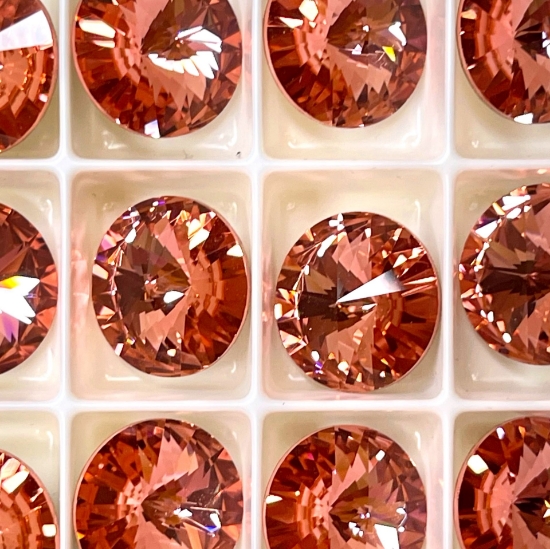 Picture of Swarovski 1122 Rivoli Round Stone 12mm Rose Peach x1
