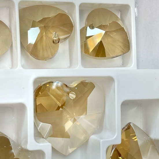 Picture of Swarovski 6228 Xilion Heart Pendant 40mm Golden Shadow x1