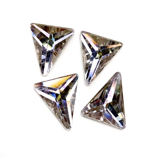 Picture of Glass Cabochon 18×21mm triangle Moonlight x1