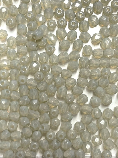 Picture of Fire-Polished 3mm Opaque Light Grey x100
