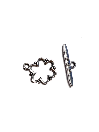 Picture of Clasp Toggle 19x15x1.5mm flower Antique Silver x1