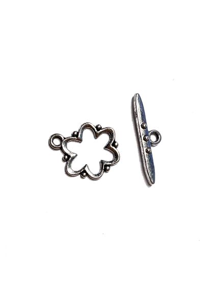 Picture of Clasp Toggle Flower 15mm Silver Tone x1