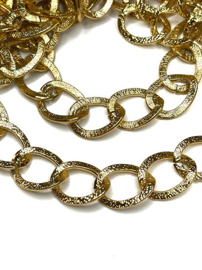 Picture of Aluminium Chain twisted oval 20x16mm Gold Tone x1m