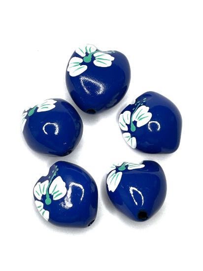 Picture of Lumbang Seed 20-25mm with painted flower  Blue White x1