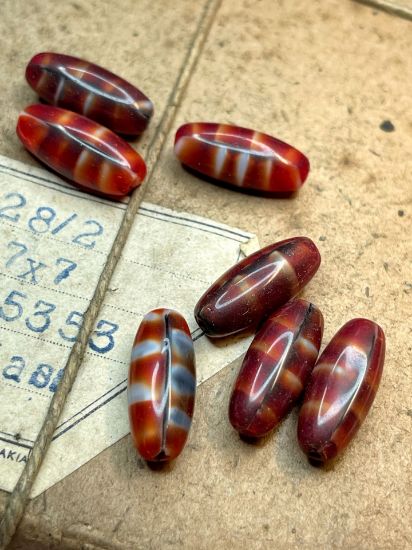 Picture of Vintage Glass Beads 18x7mm Oval x25