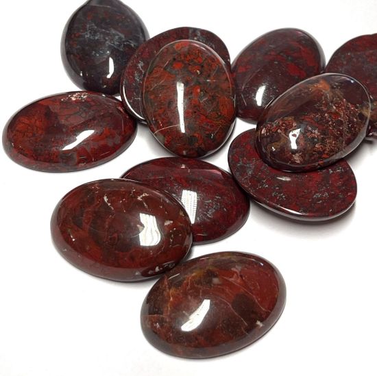 Picture of Cabochon Red Jasper (natural) 30x22mm oval x1