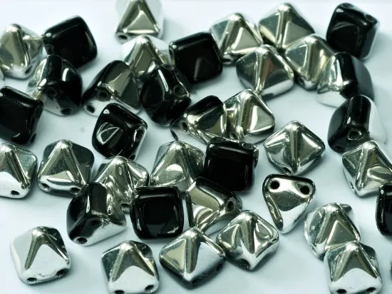 Picture of Pyramid Bead 6mm Jet Labrador x25