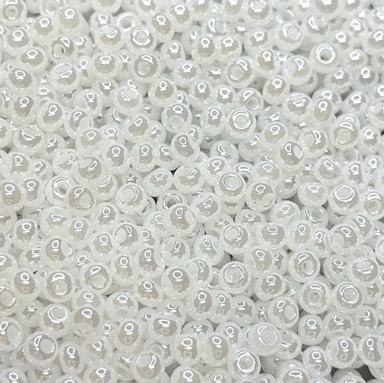 Picture of Czech Seed Beads 6/0 White Pearl x10g
