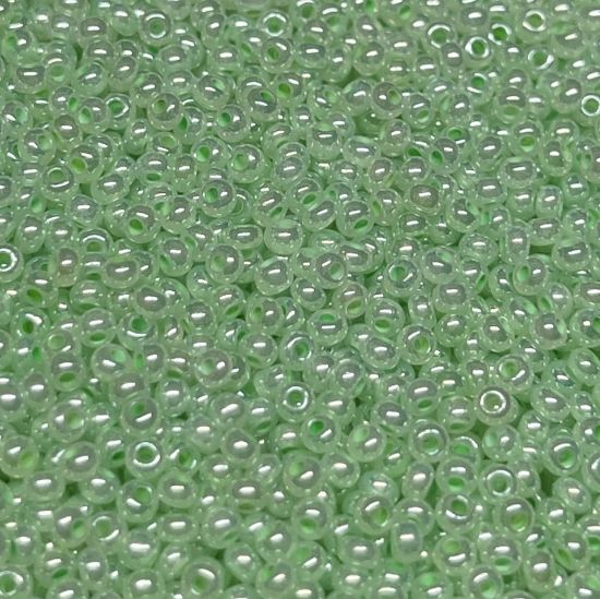 Picture of Czech Seed Beads 11/0 Green Ceylon x10g