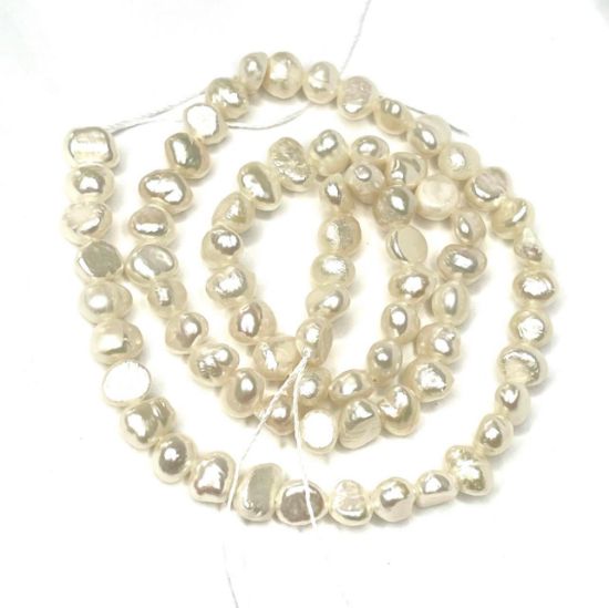 Picture of Pearl Cultured Freshwater Oval 4~5.5x5~6.5x3~5mm x35cm
