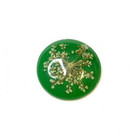 Picture of Cabochon resin with dried flowers green 14mm x1