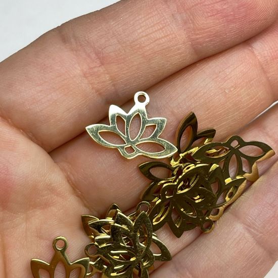 Picture of Stainless Steel Pendant Hollow Lotus Flower 14x18.5x1mm 18kt Gold Plated x1