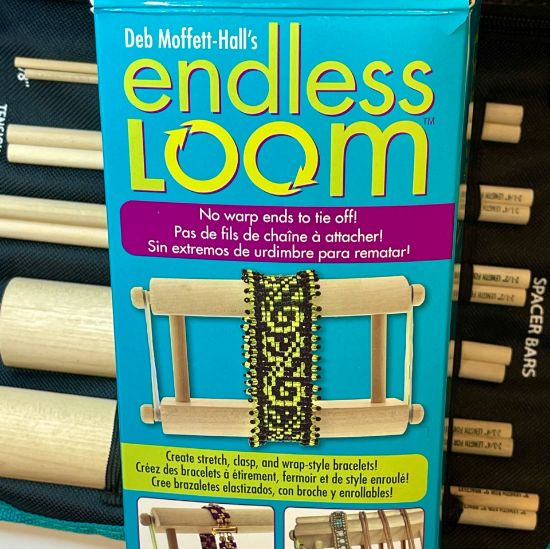 Picture of Wooden Endless Loom to create wrap bracelets x1