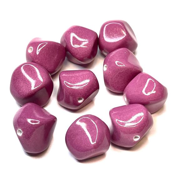 Picture of Premium Synthetic Irregular Stone 19mm Rose x1