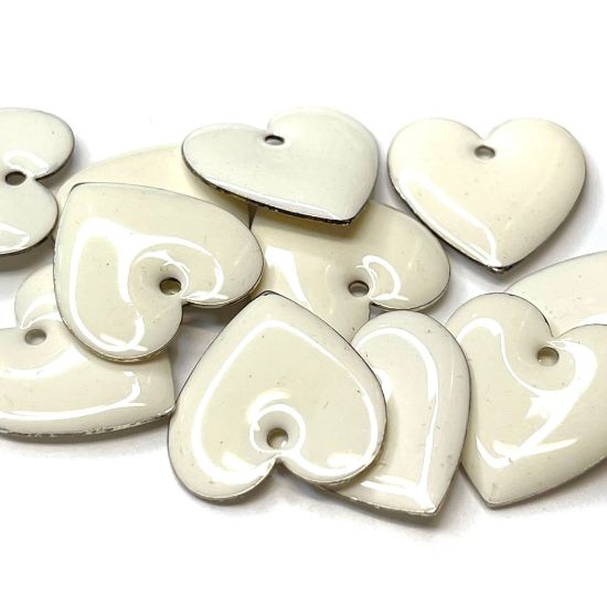Picture of Candy Heart pendant 16mm White x1