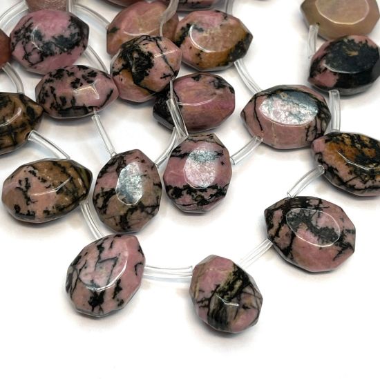 Picture of Rhodonite (natural) DQ 18x13mm faceted pear-shaped side-drilled x40cm