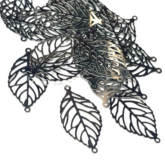 Picture of Stainless Steel Link laser cut Leaf 30x15mm x10
