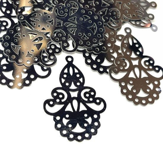 Picture of Stainless Steel Link laser cut Leaf 33x23mm x10