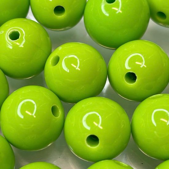 Picture of Acrylic Bead 18mm round Opaque Lime x10