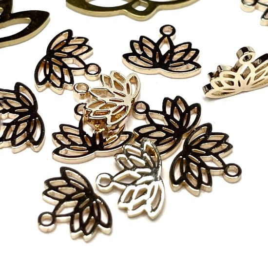 Picture of Stainless Steel Pendant Lotus Flower 8x10mm 18kt Gold Plated x1