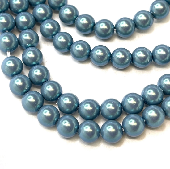 Picture of Preciosa Nacre Round Maxima 6mm Pearlescent Blue x50