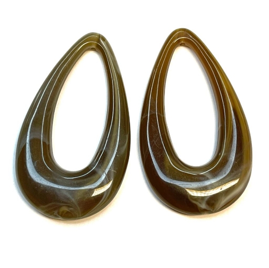 Picture of Acrylic Pendant 44x25x6mm drop Caramel x2 