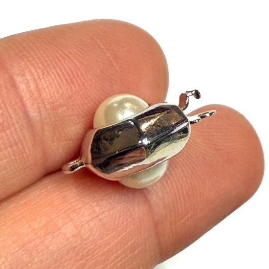 Picture of Neumann Clasp hexagon w/pearls 12.5mm rhodium-plated x1