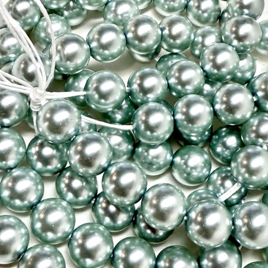 Picture of Preciosa Nacre Round Maxima 8mm Light Blue Pearl x10